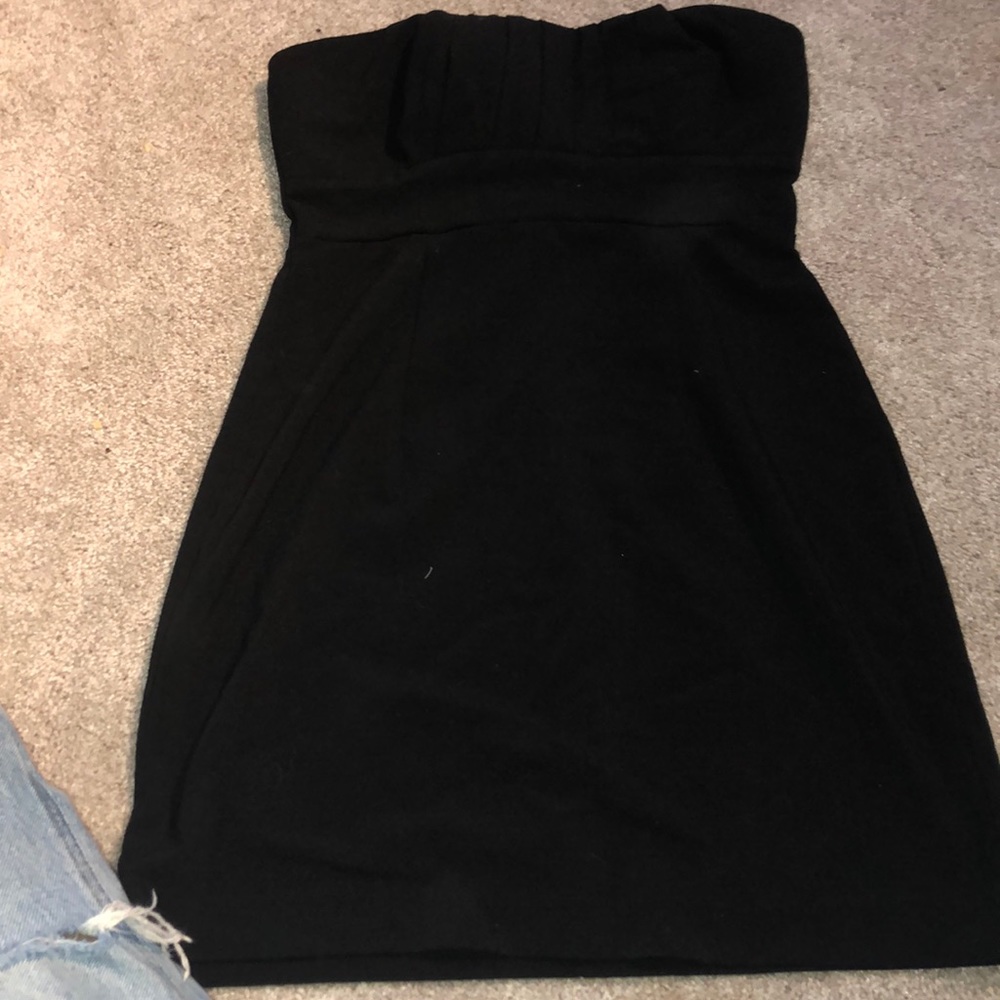 Strapless dress